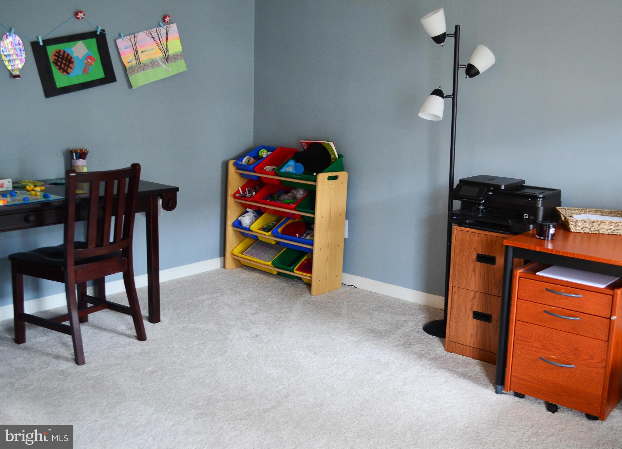 SOUTH RIDING - Residential