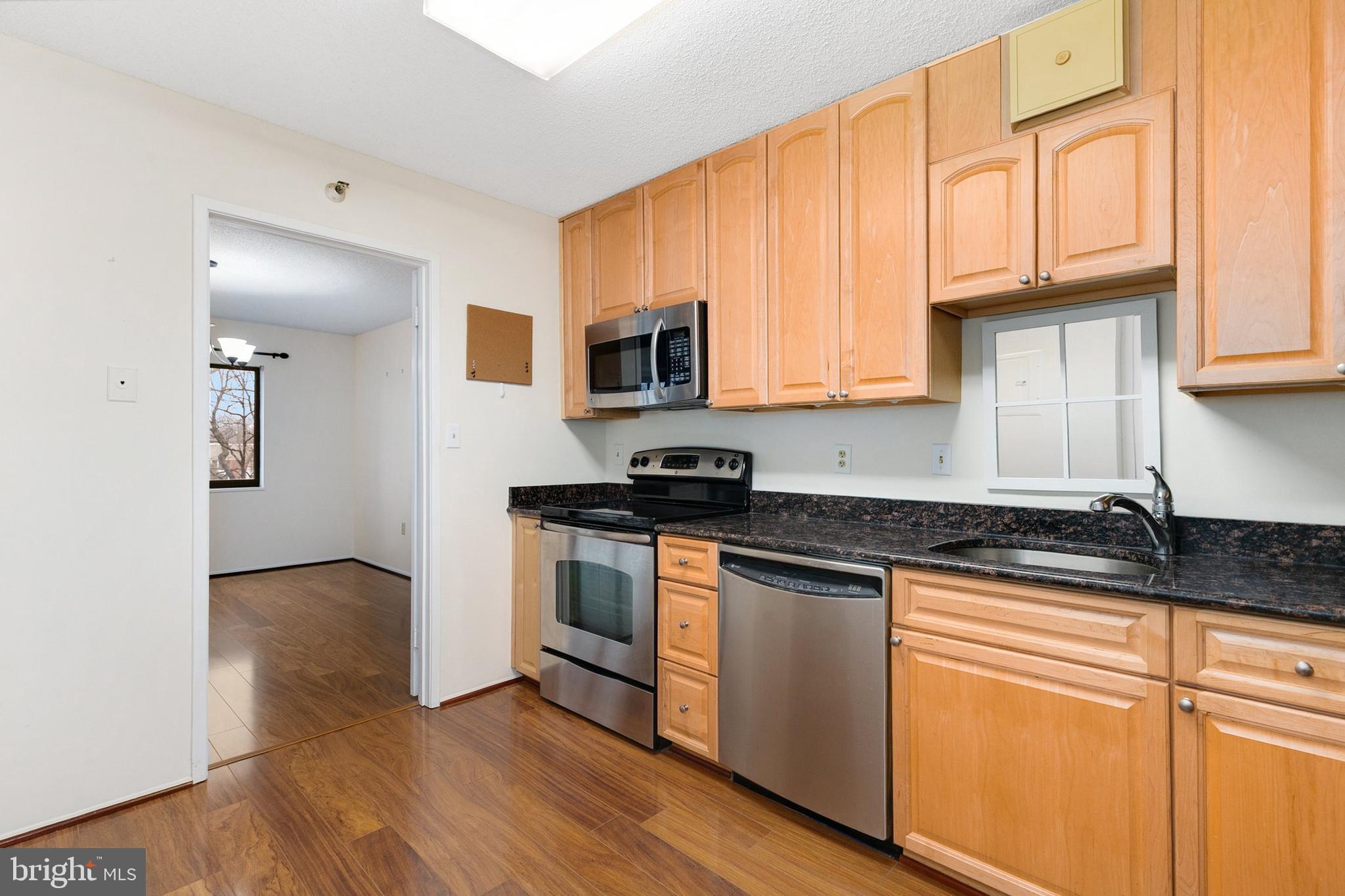 LEISURE WORLD - Residential