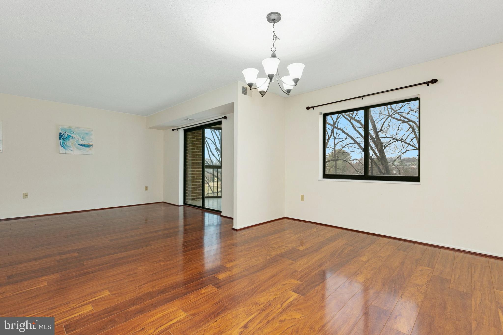 LEISURE WORLD - Residential