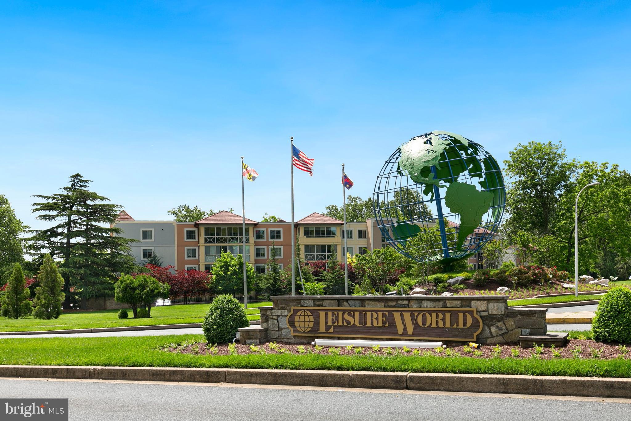 LEISURE WORLD - Residential