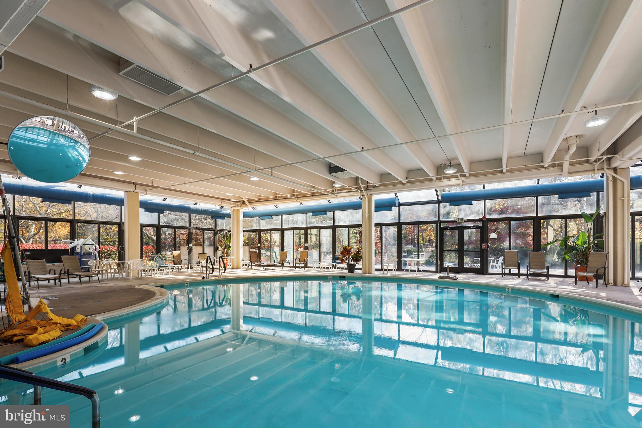 LEISURE WORLD - Residential