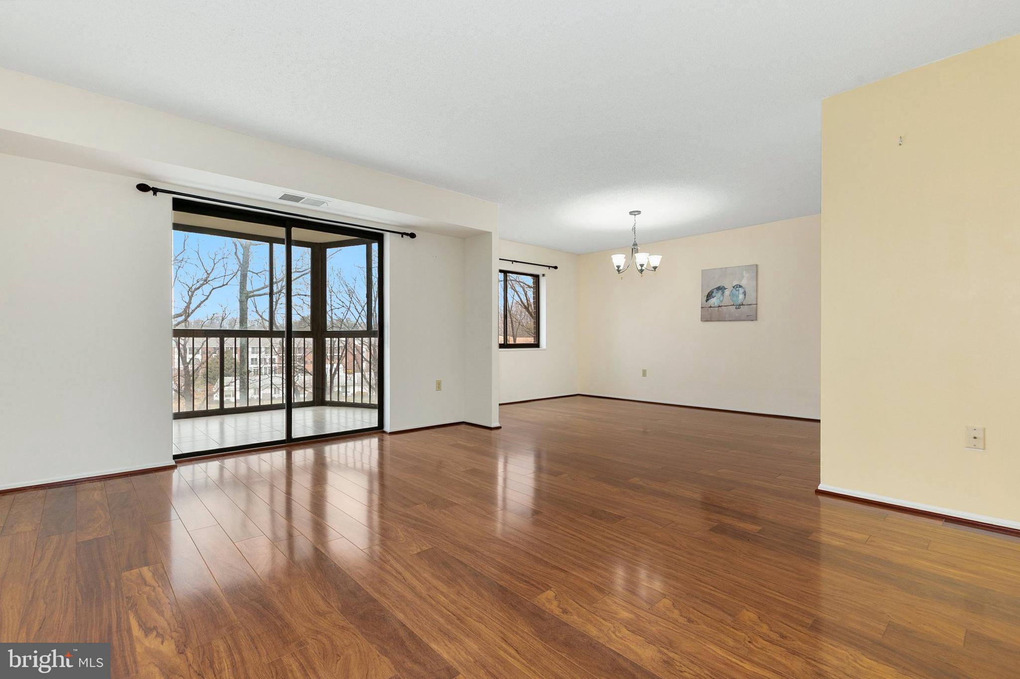 LEISURE WORLD - Residential