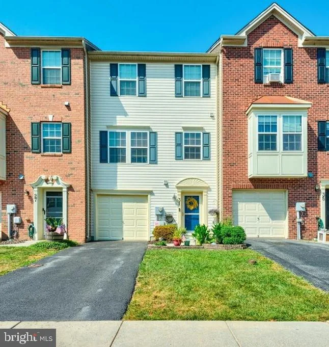31 Tidewater Terrace, Falling Waters, WV 25419