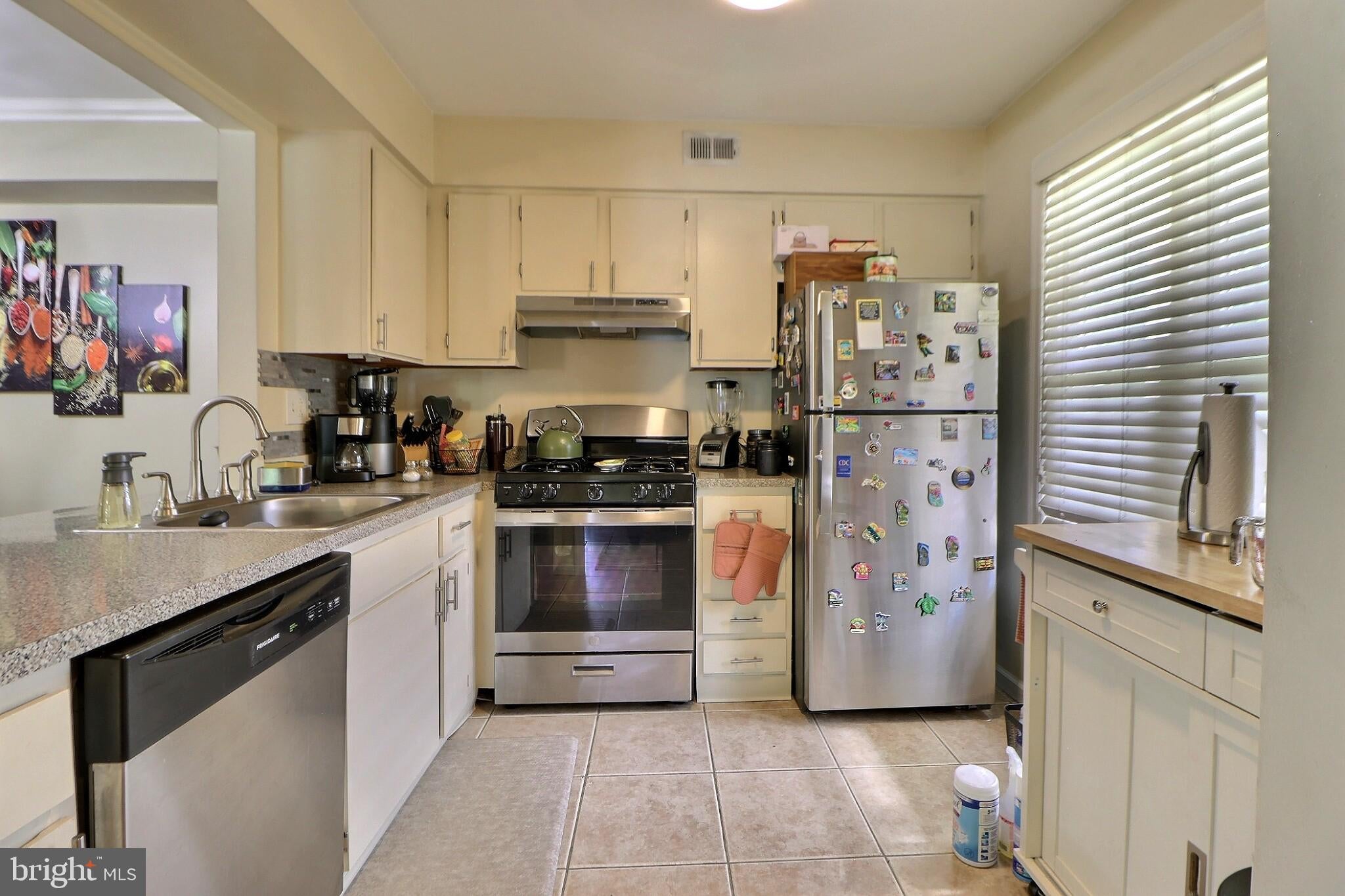 1807 SEDGEFIELD DRIVE A