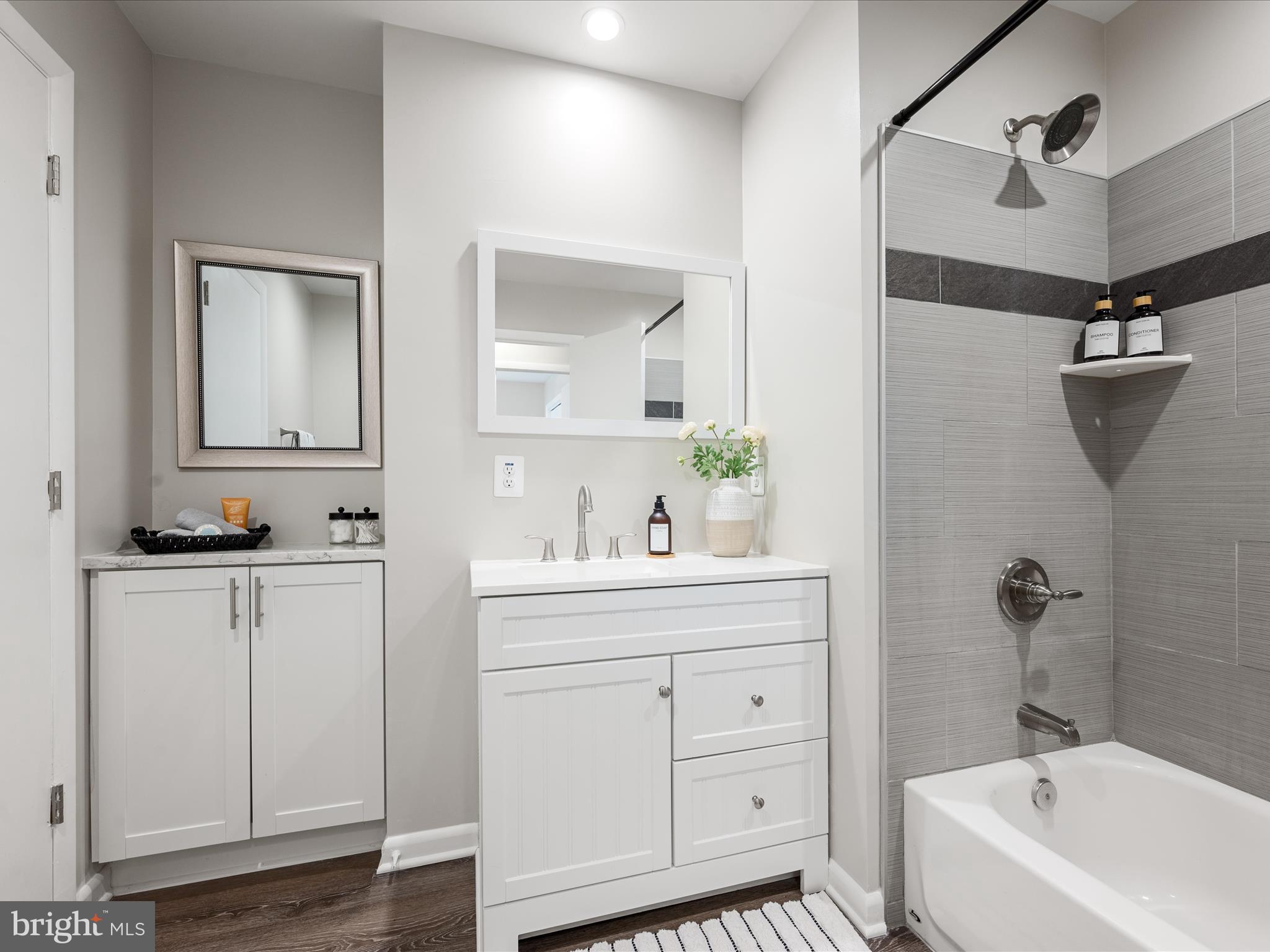 SHADY ACRES - Residential