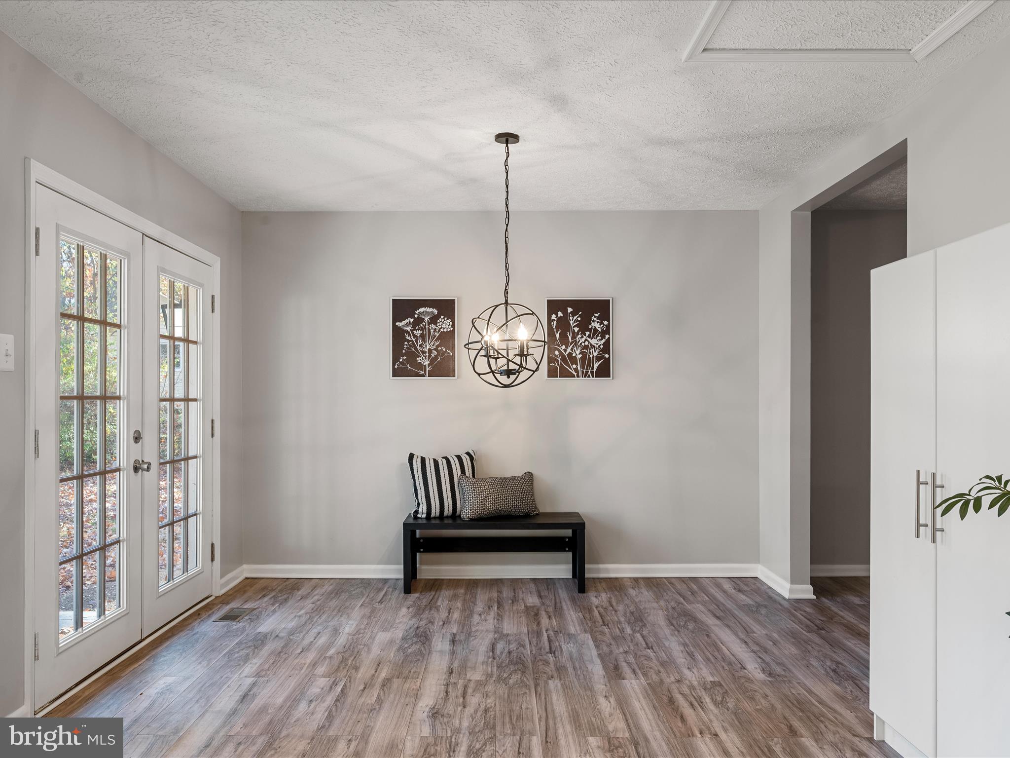 SHADY ACRES - Residential