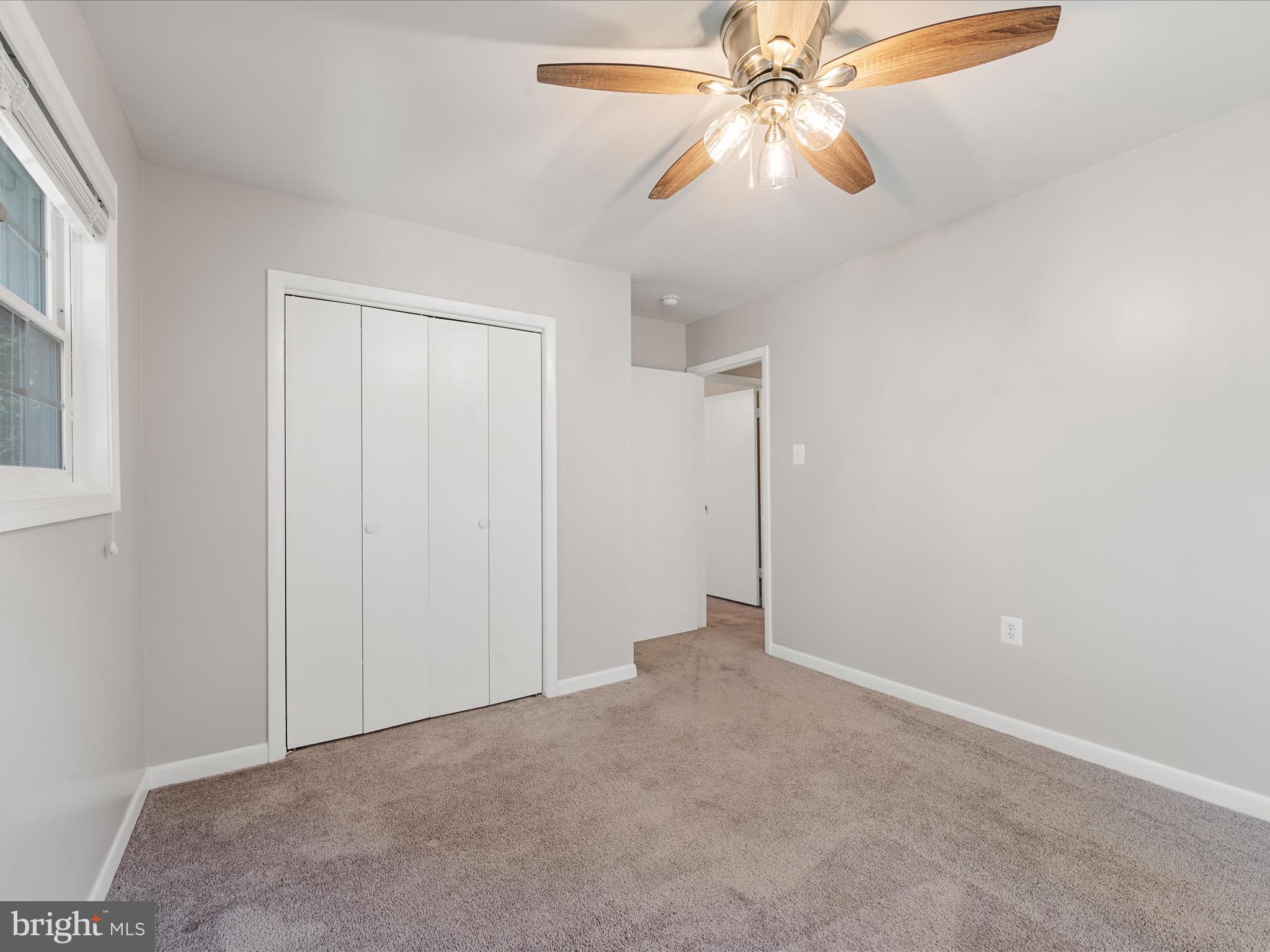 SHADY ACRES - Residential