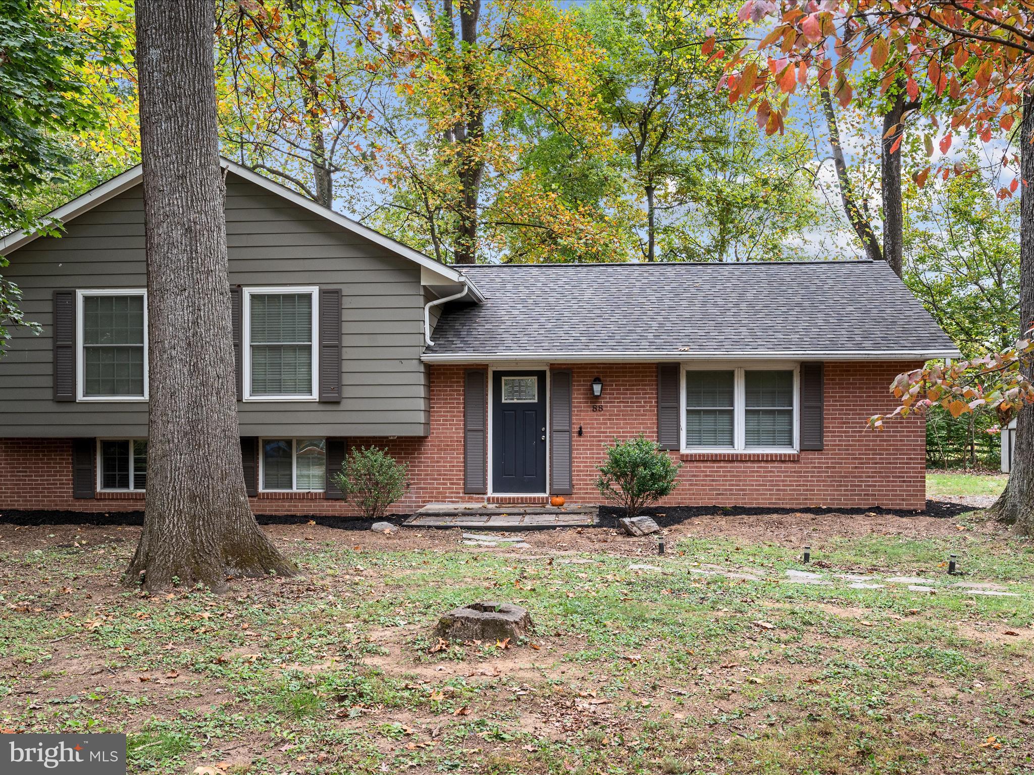 SHADY ACRES - Residential