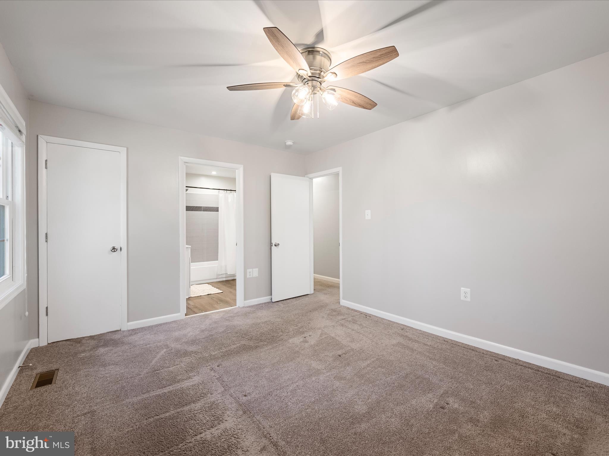 SHADY ACRES - Residential