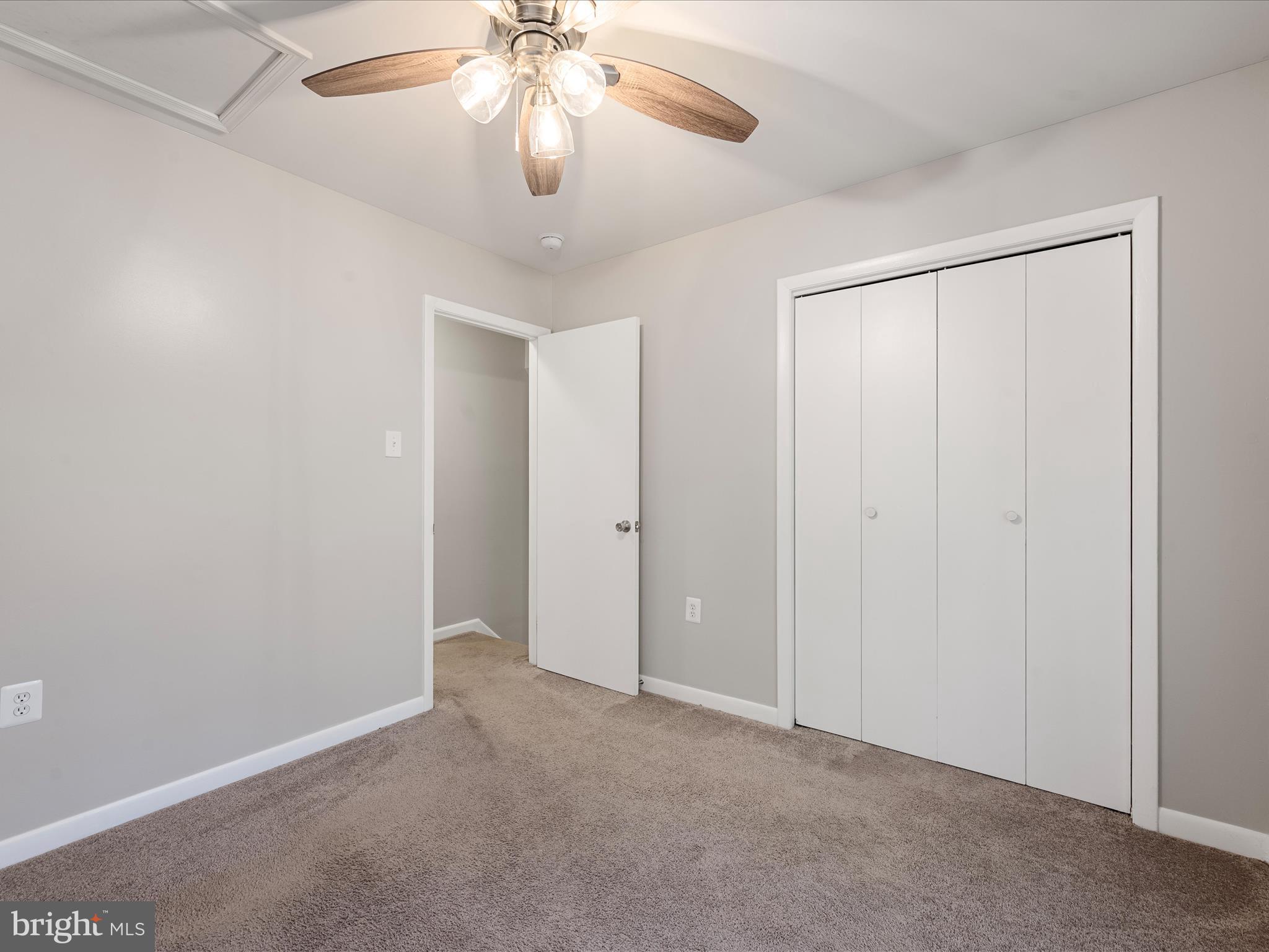 SHADY ACRES - Residential