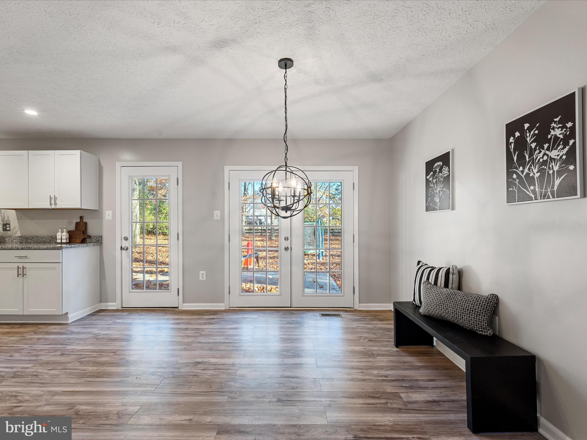 SHADY ACRES - Residential