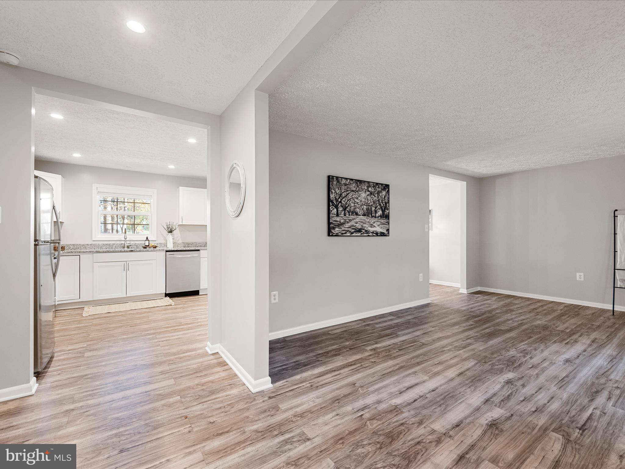 SHADY ACRES - Residential