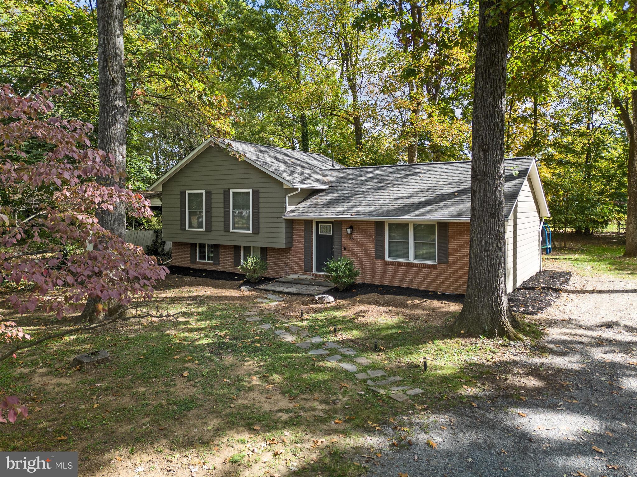 SHADY ACRES - Residential