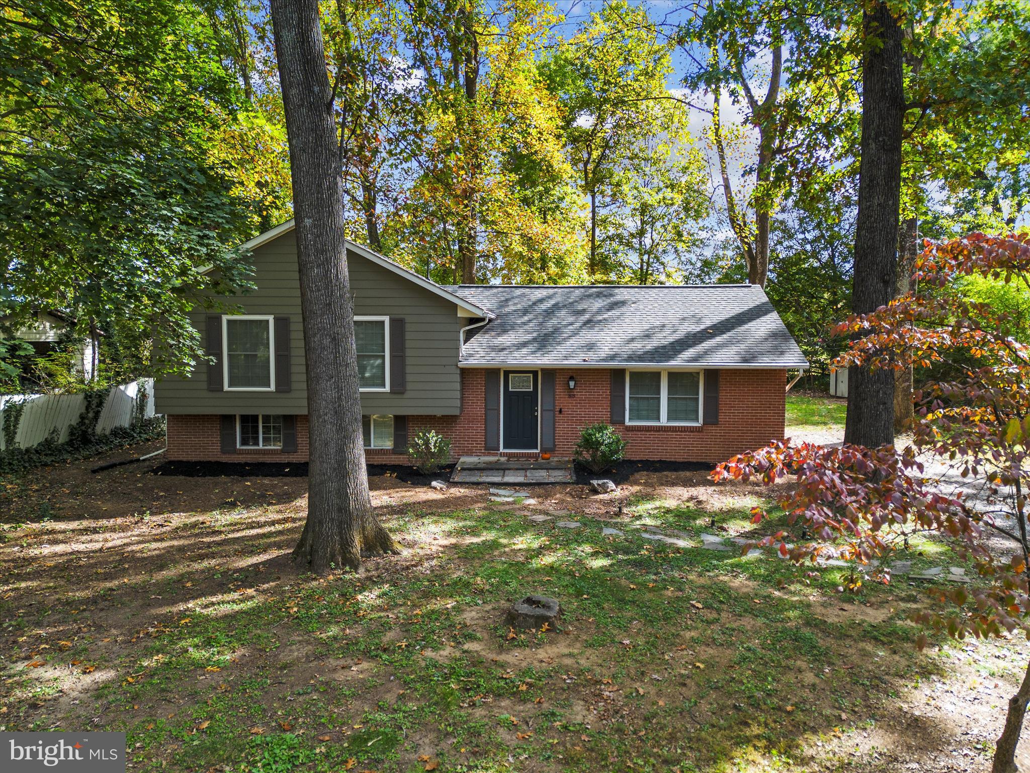 SHADY ACRES - Residential