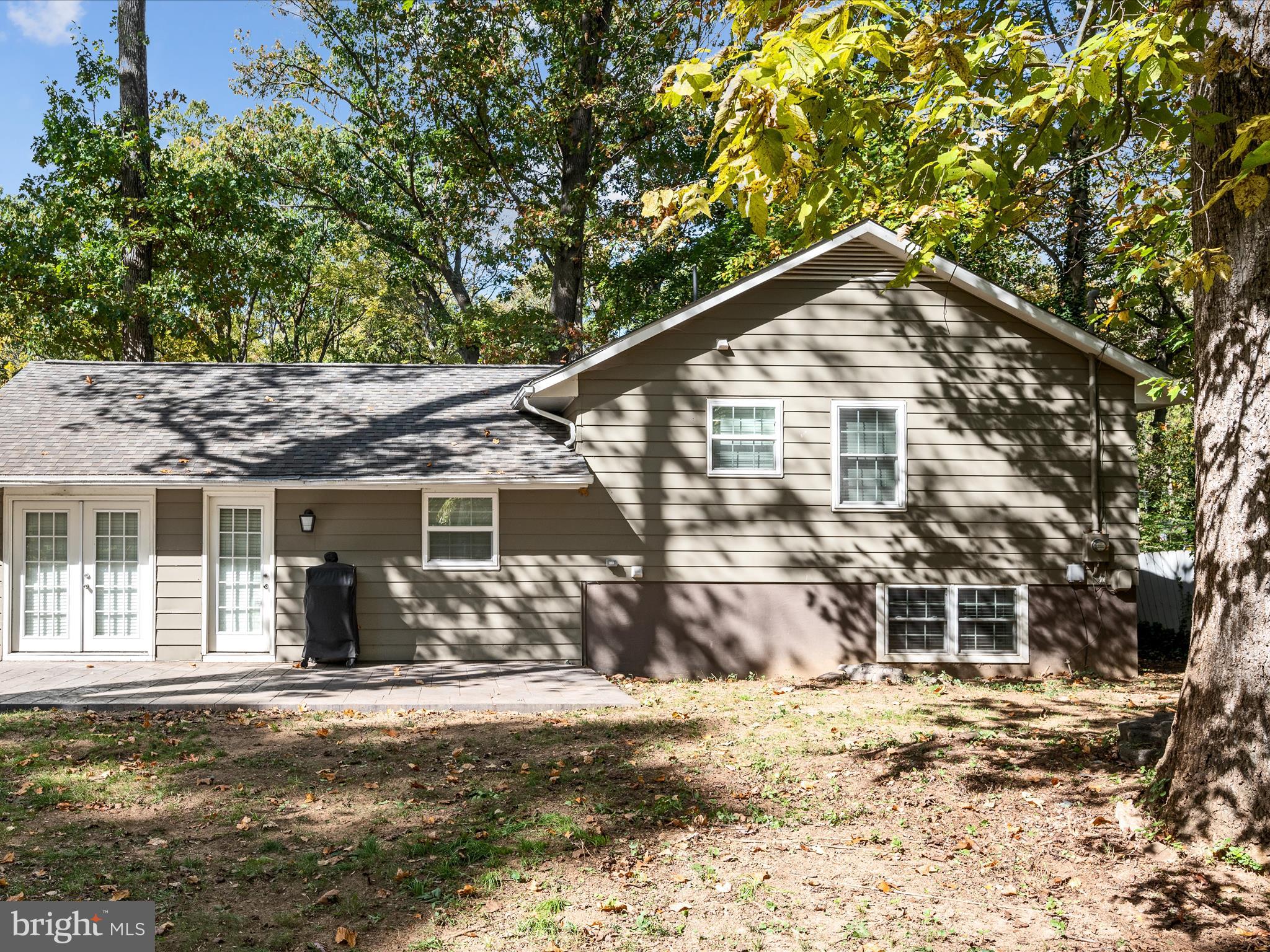 SHADY ACRES - Residential