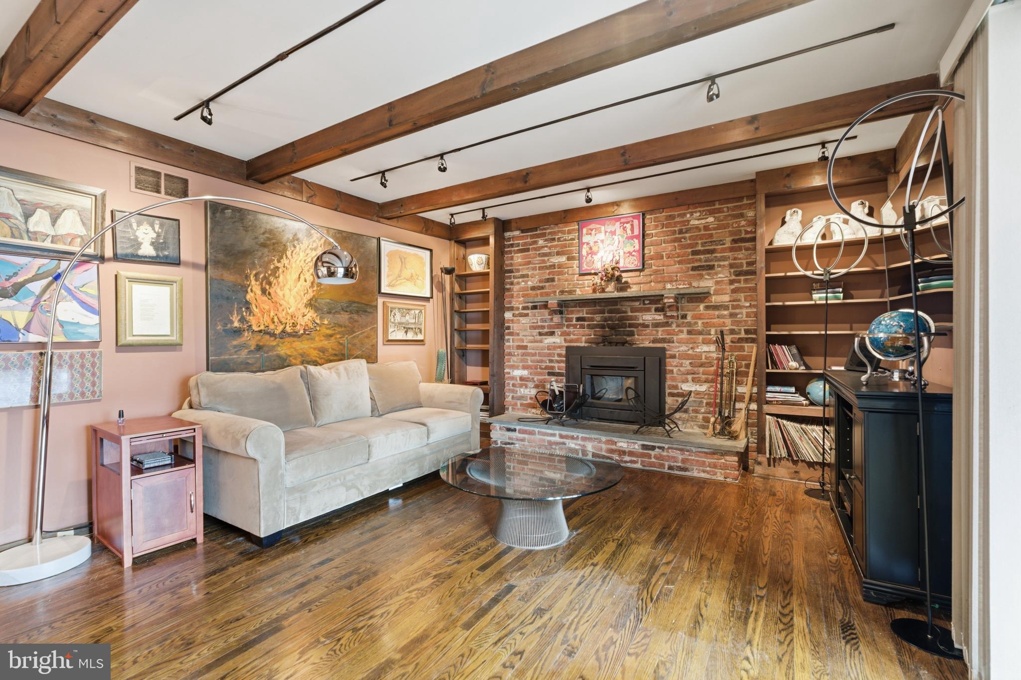 SHORTRIDGE - Residential