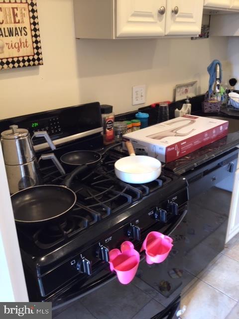 WOODLAKE TOWERS - Residential