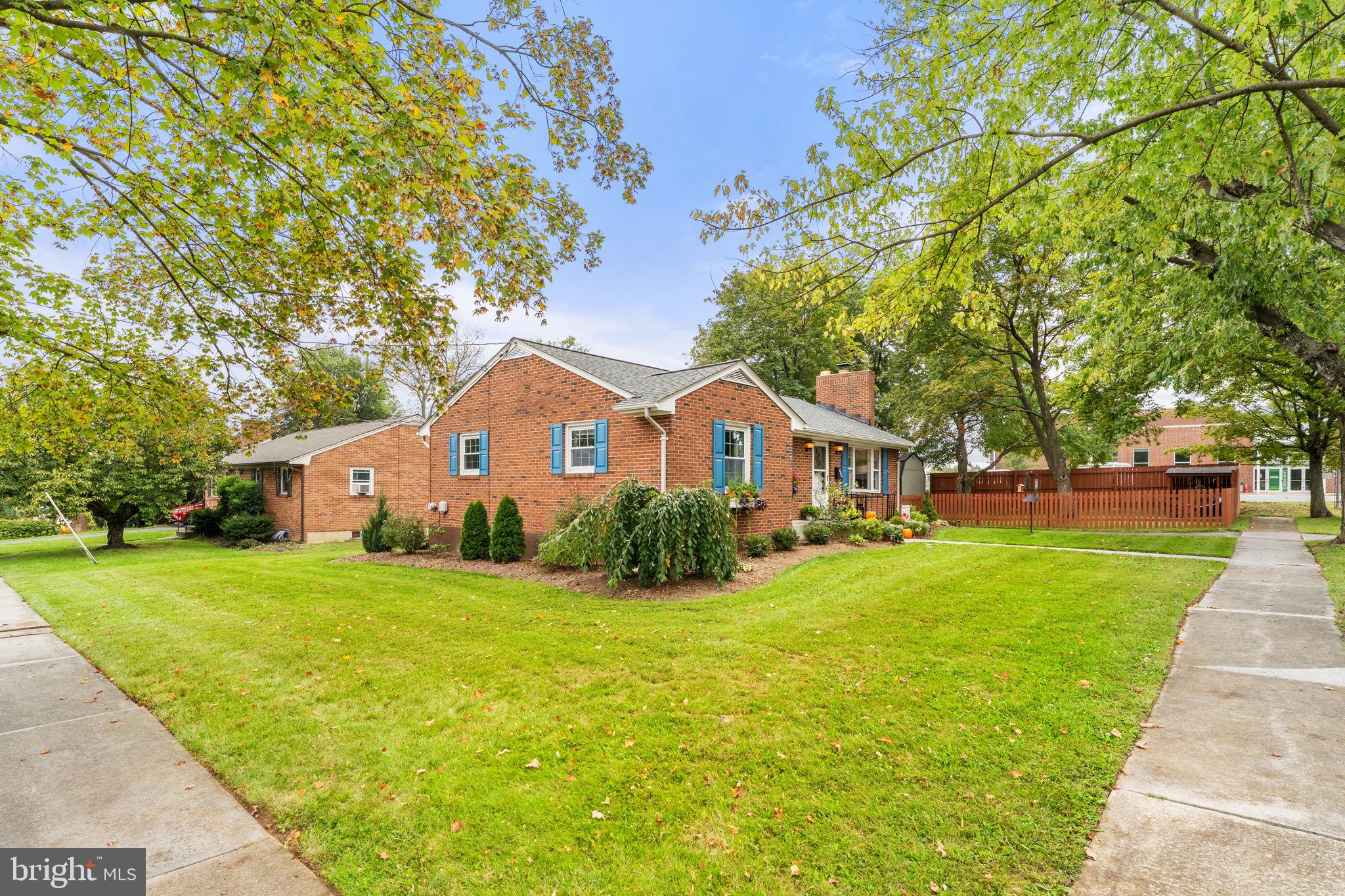 EASTVIEW - Residential