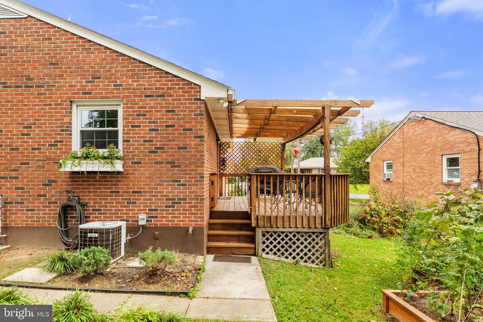 EASTVIEW - Residential