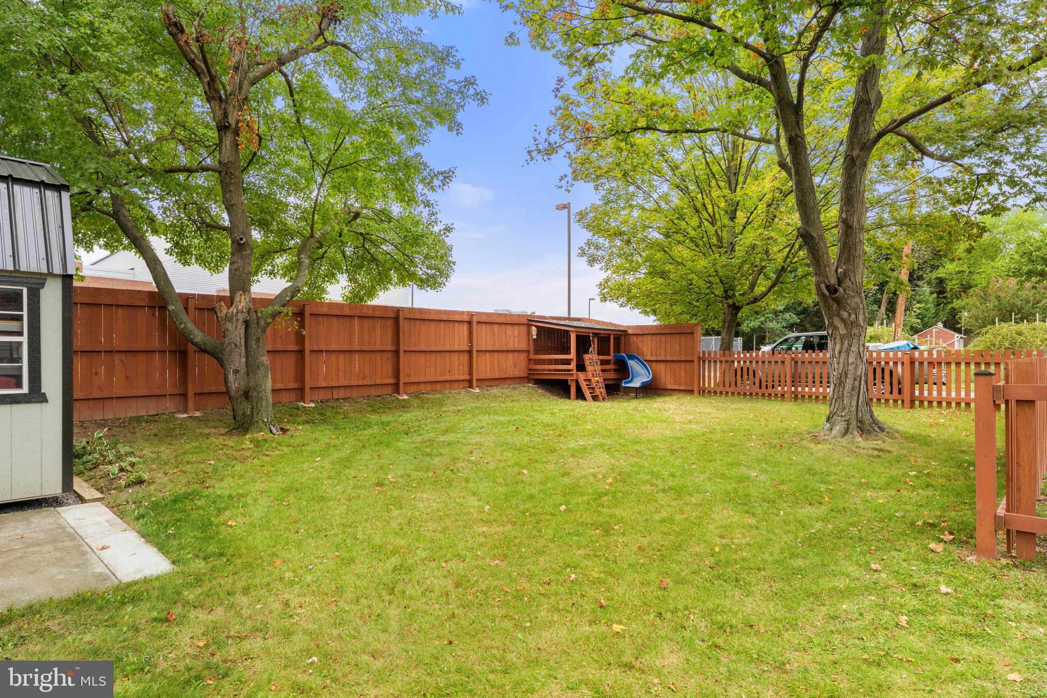 EASTVIEW - Residential