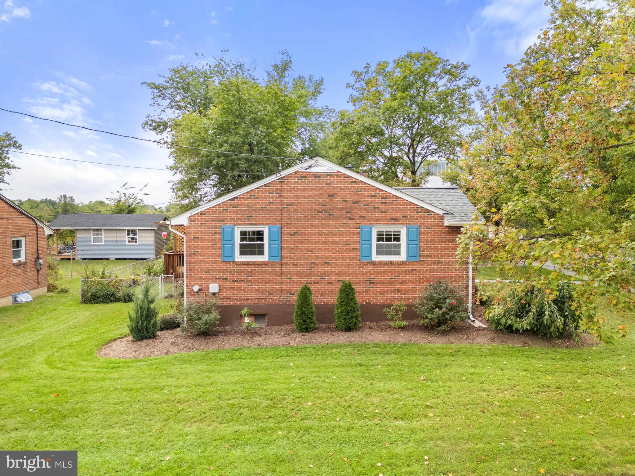 EASTVIEW - Residential