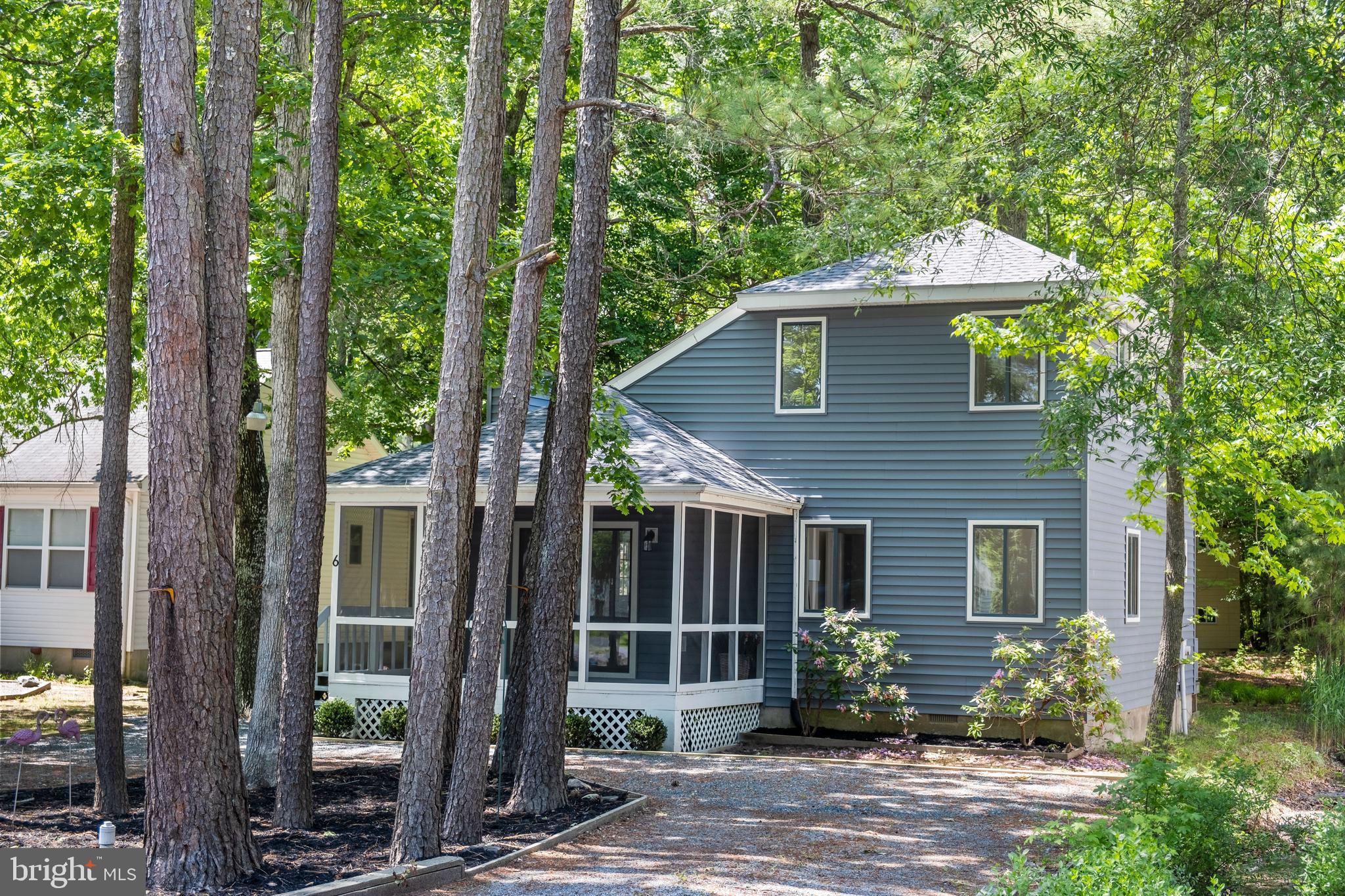 6 GRANBY LANE