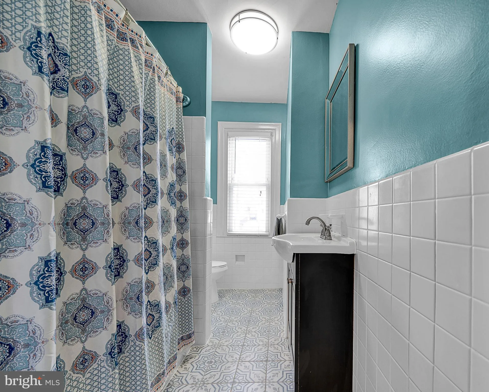 Jenkintown, Pennsylvania 19046, United States, 4 Bedrooms Bedrooms, ,3 BathroomsBathrooms,Residential,Pending,19102