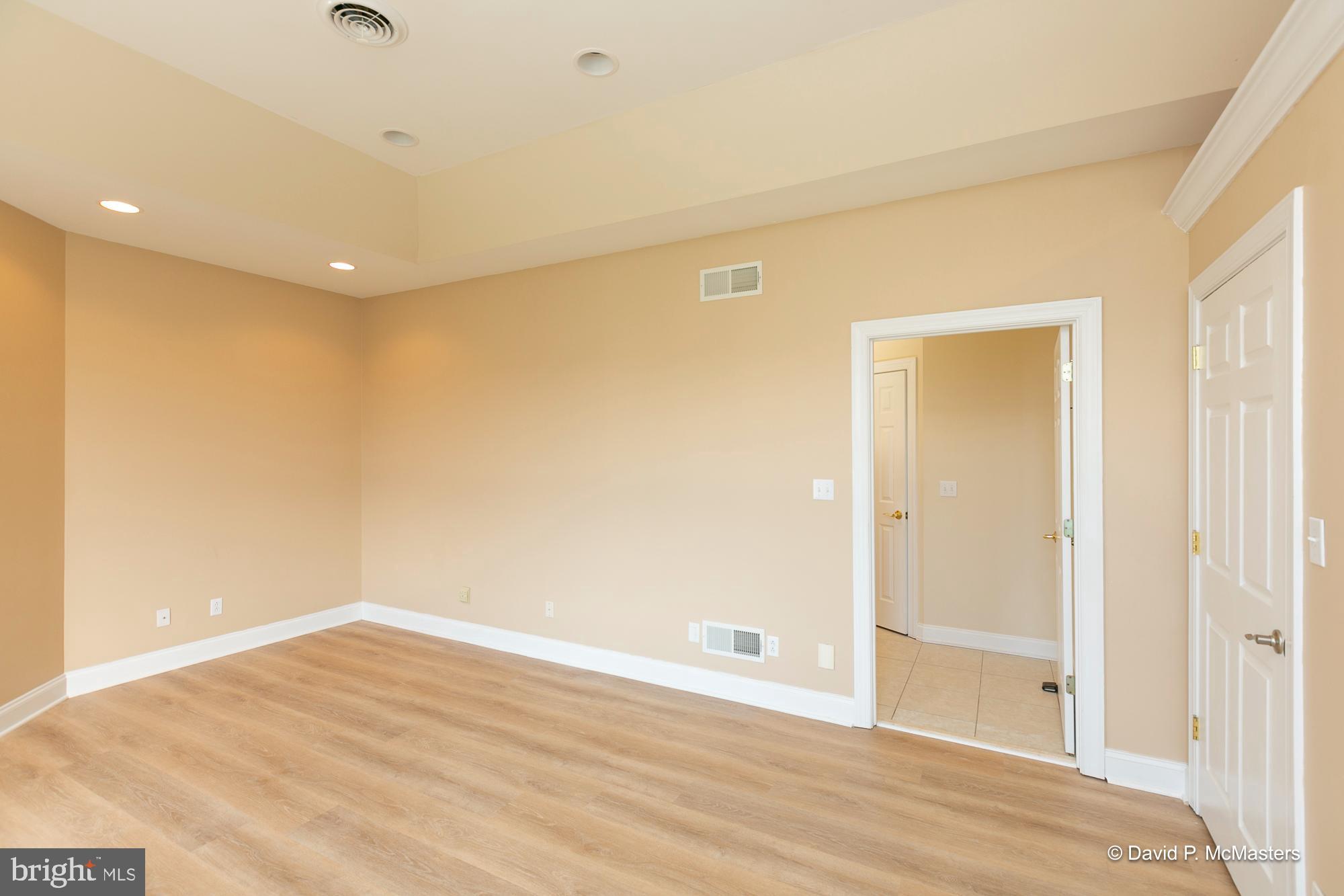 FAIRFAX FARMS - Residential