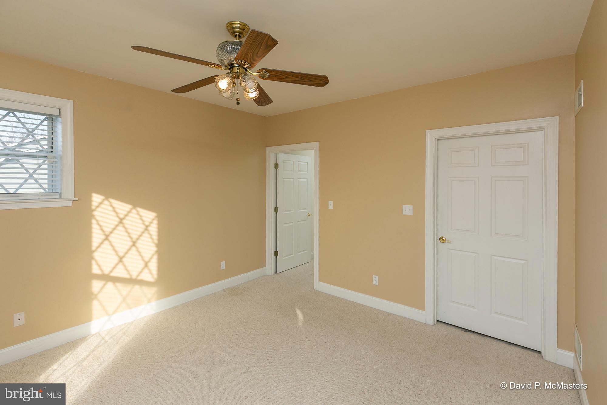 FAIRFAX FARMS - Residential