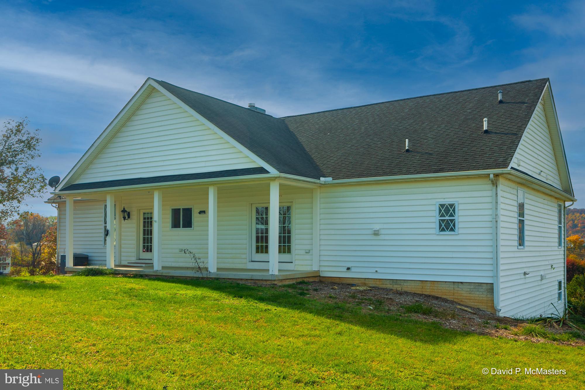 FAIRFAX FARMS - Residential