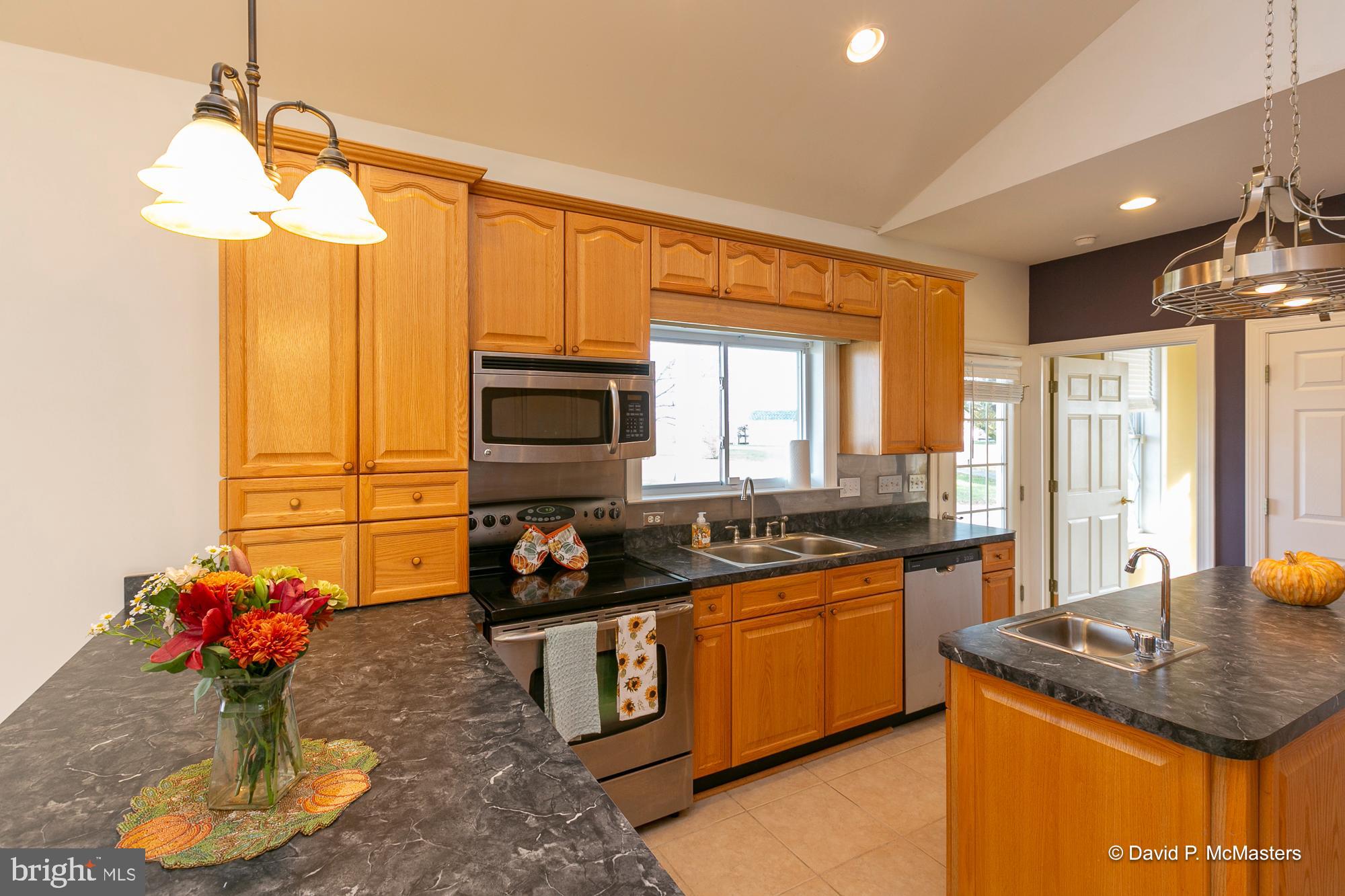 FAIRFAX FARMS - Residential