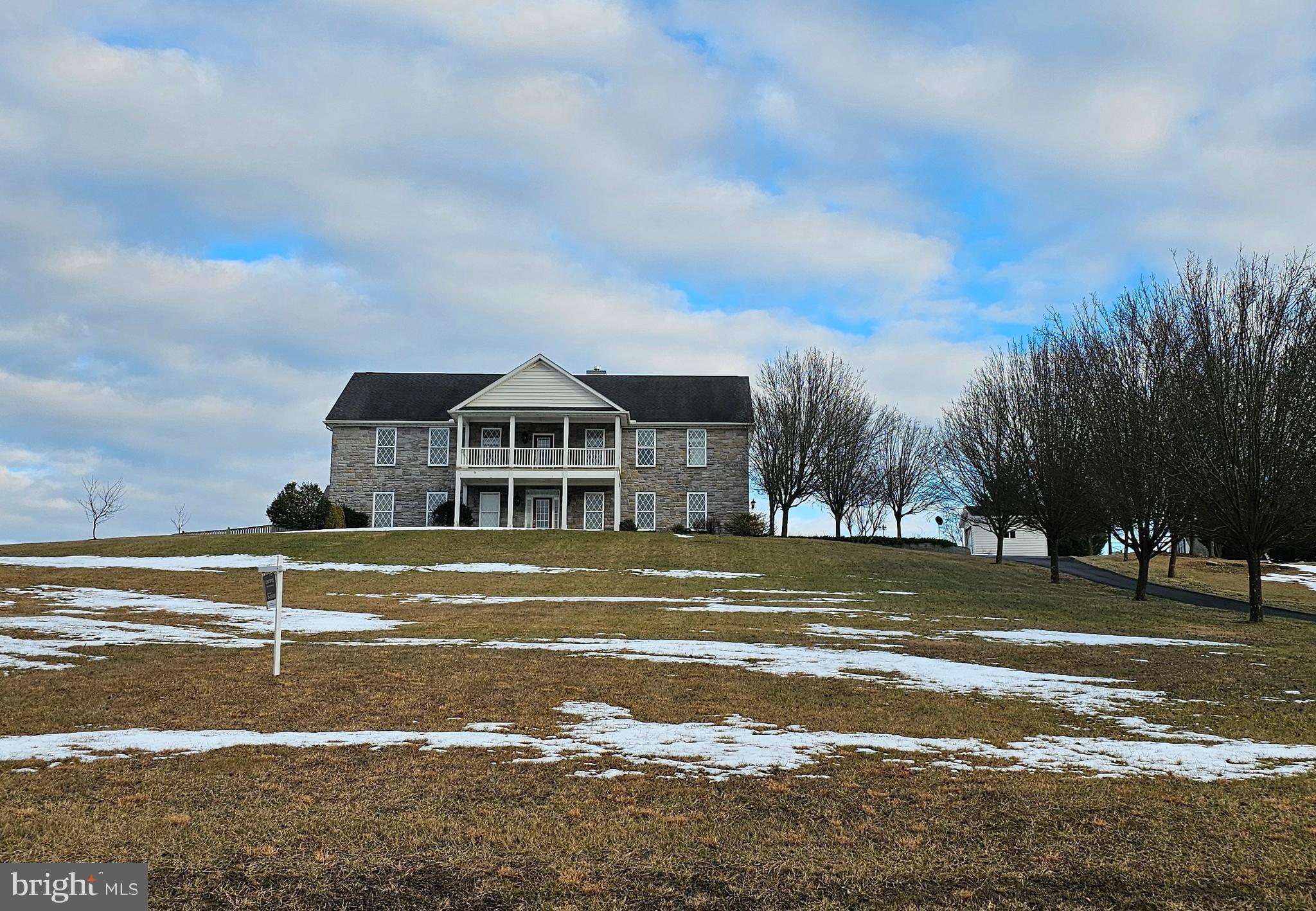 FAIRFAX FARMS - Residential