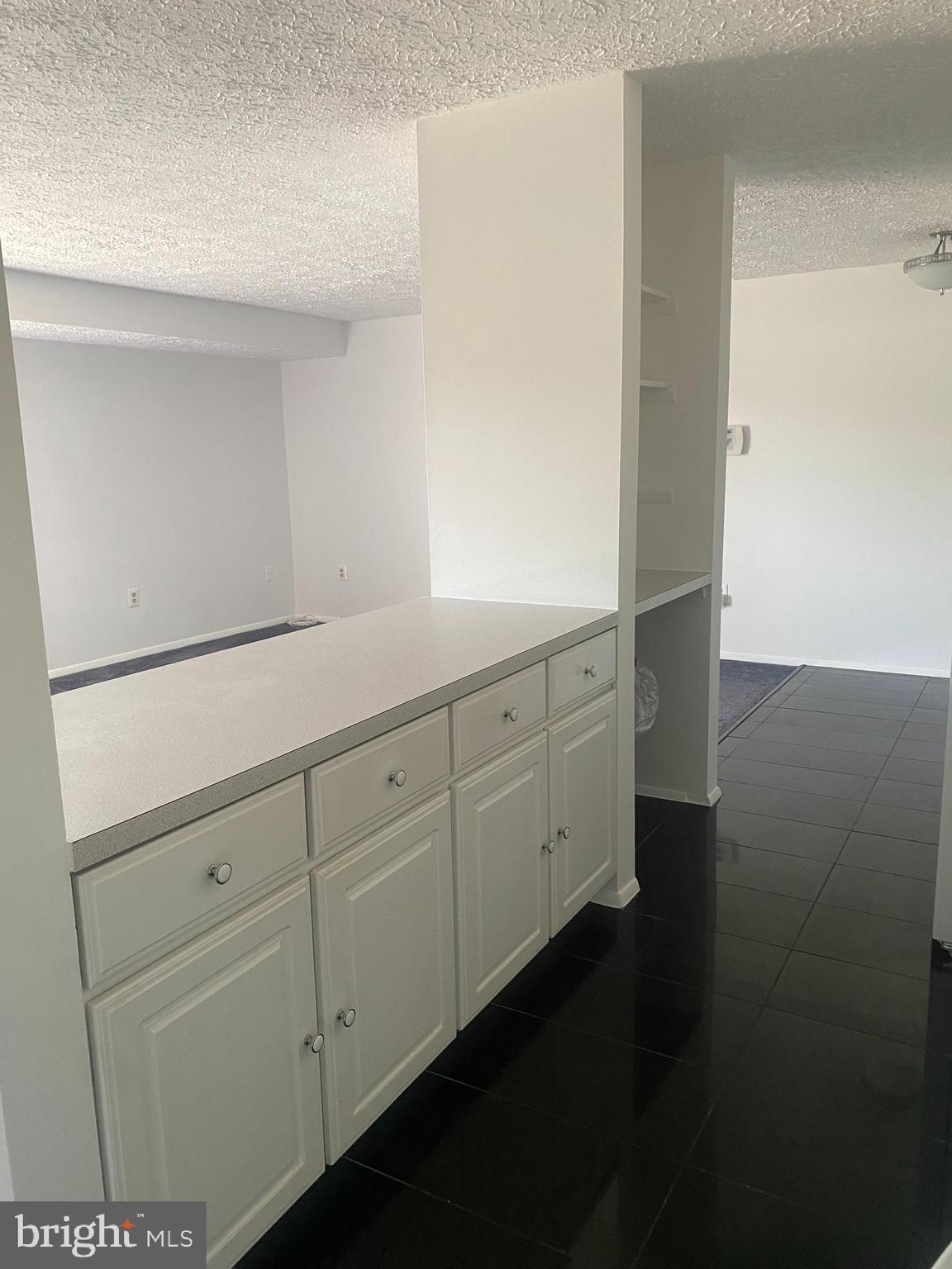 GUNNERS LAKE - Residential Lease