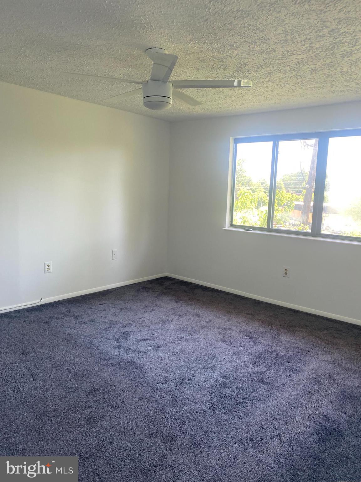 GUNNERS LAKE - Residential Lease