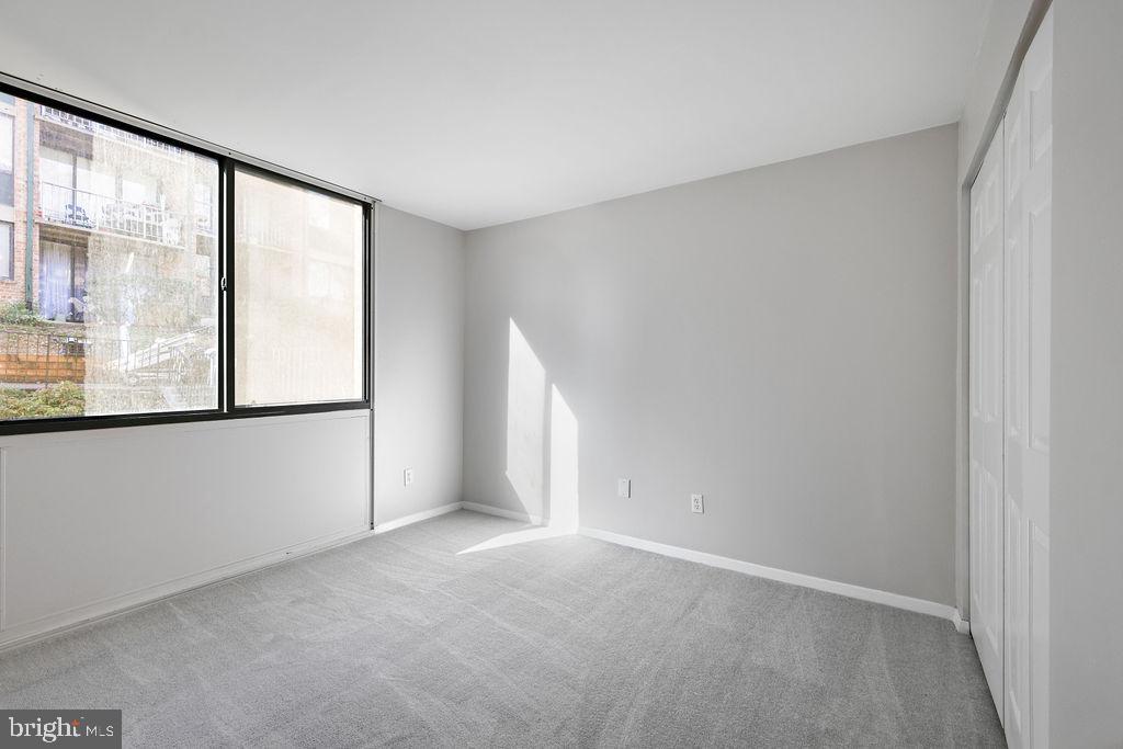 SAXONY SQUARE - Residential