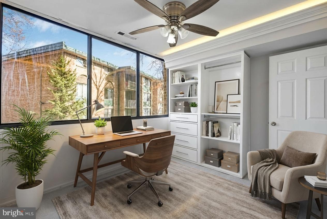 SAXONY SQUARE - Residential