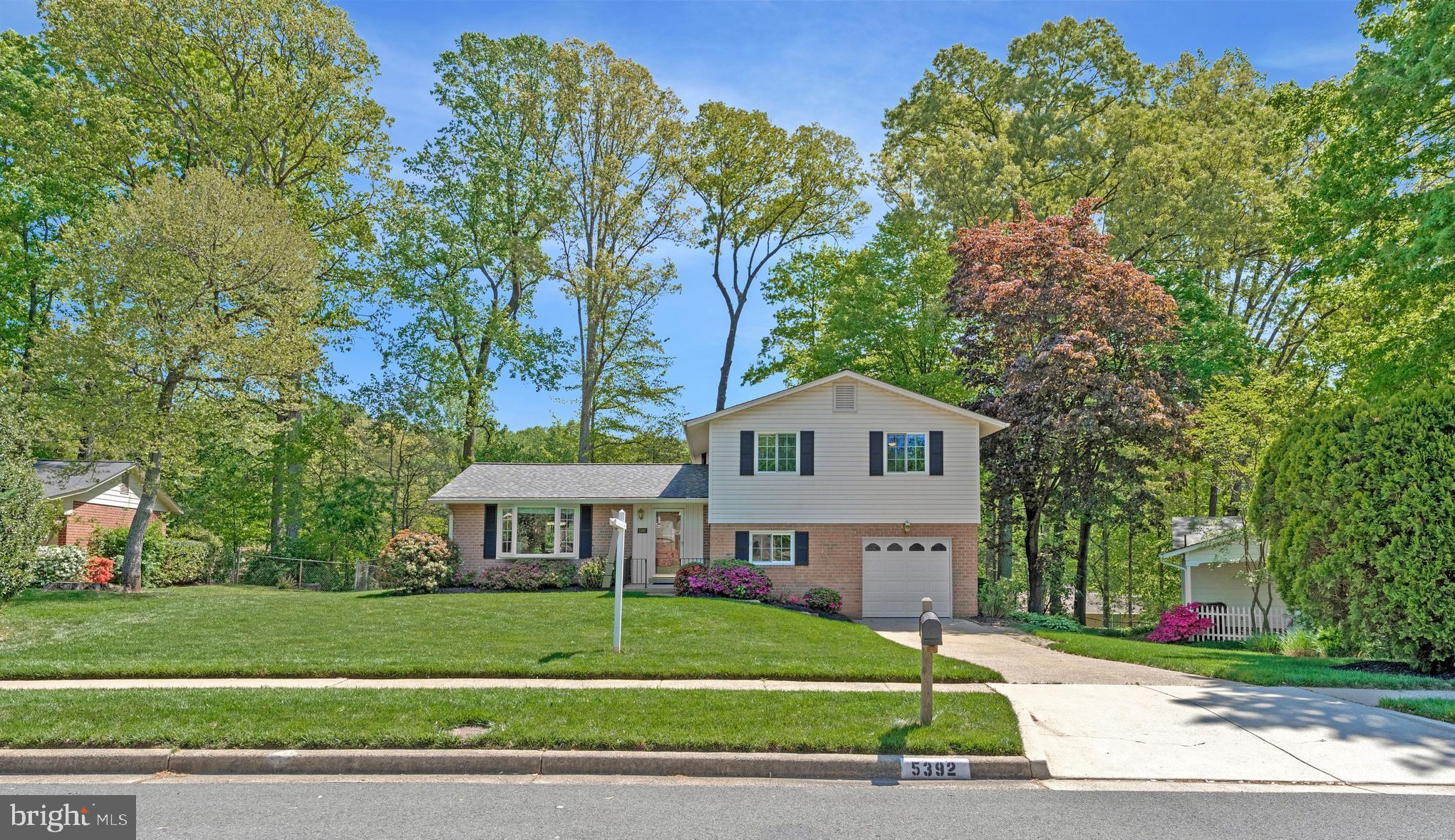 5392 GAINSBOROUGH DRIVE