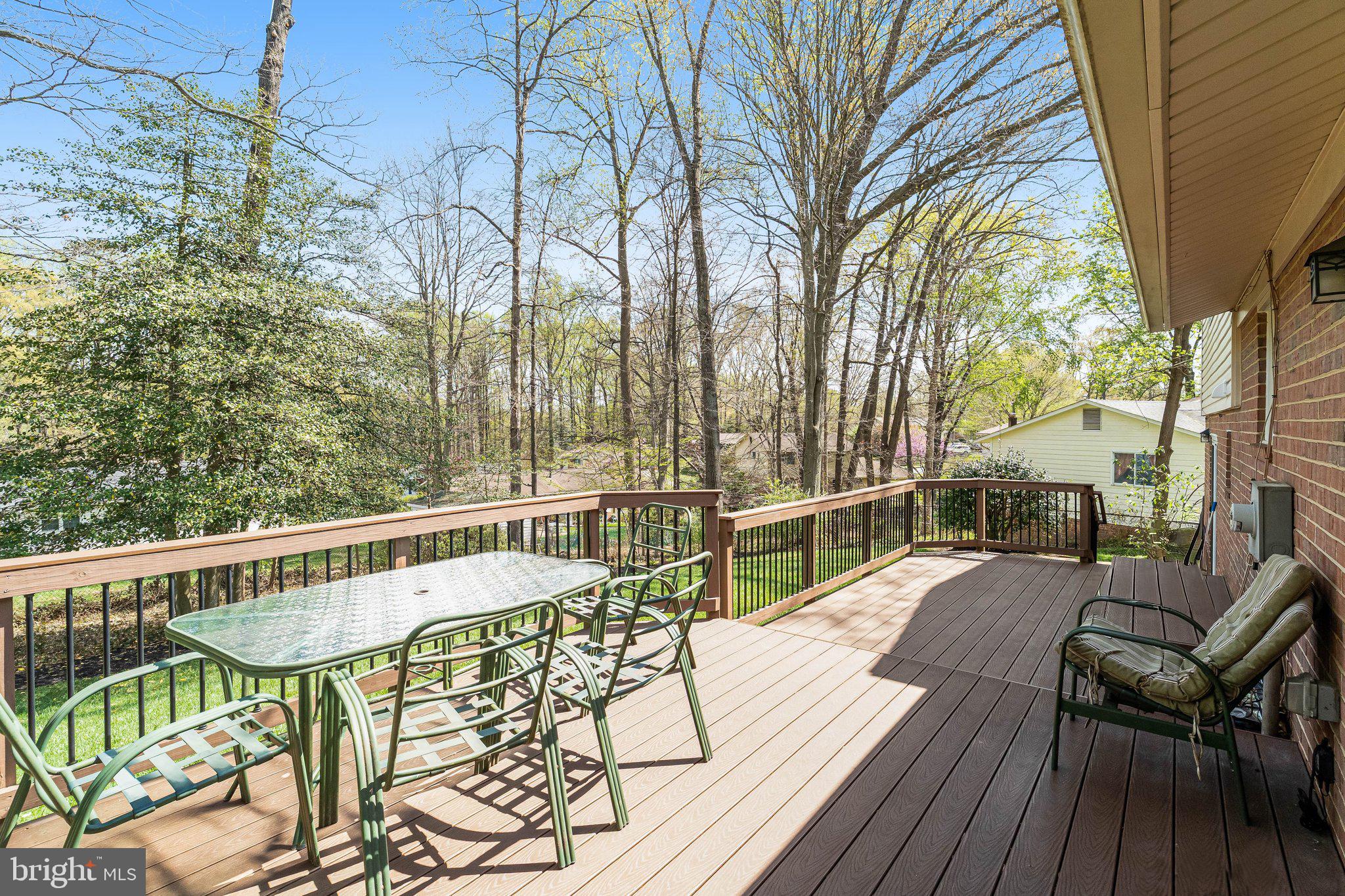 5392 GAINSBOROUGH DRIVE