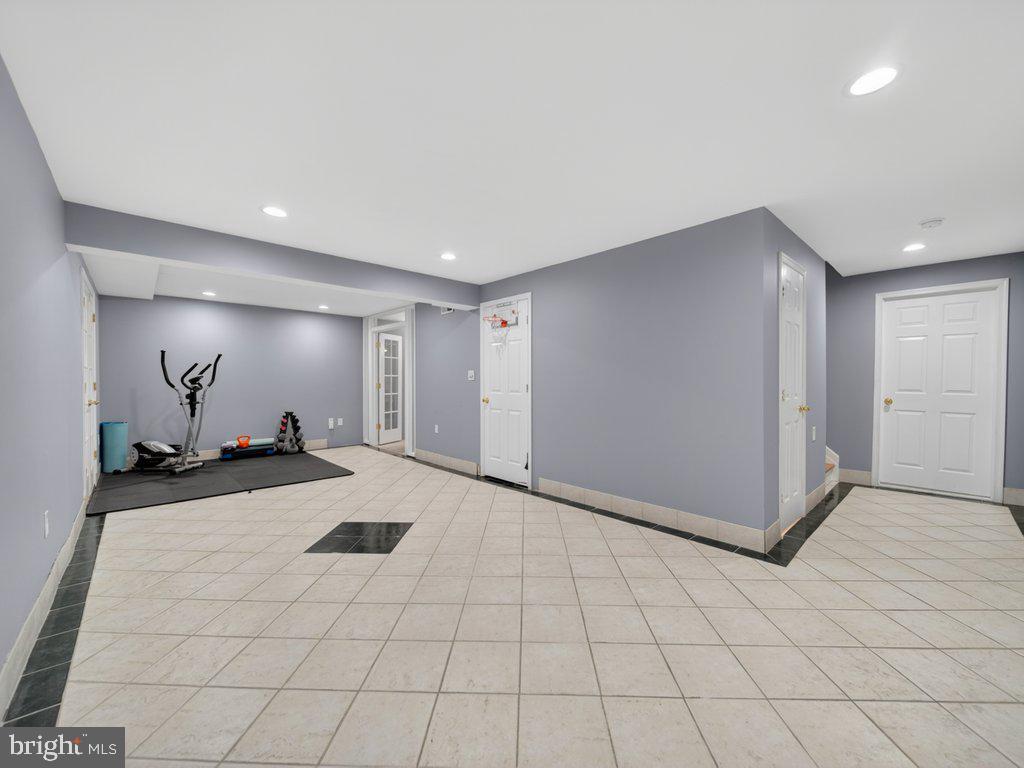 FIRWOOD MANOR - Residential