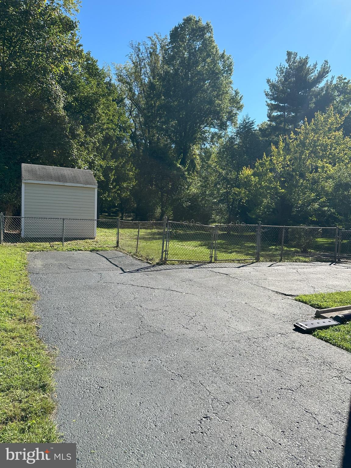 WESTHAMPTON - Residential Lease