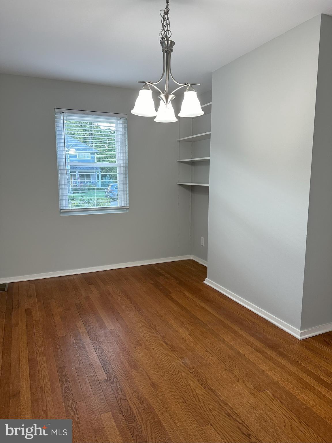 WESTHAMPTON - Residential Lease