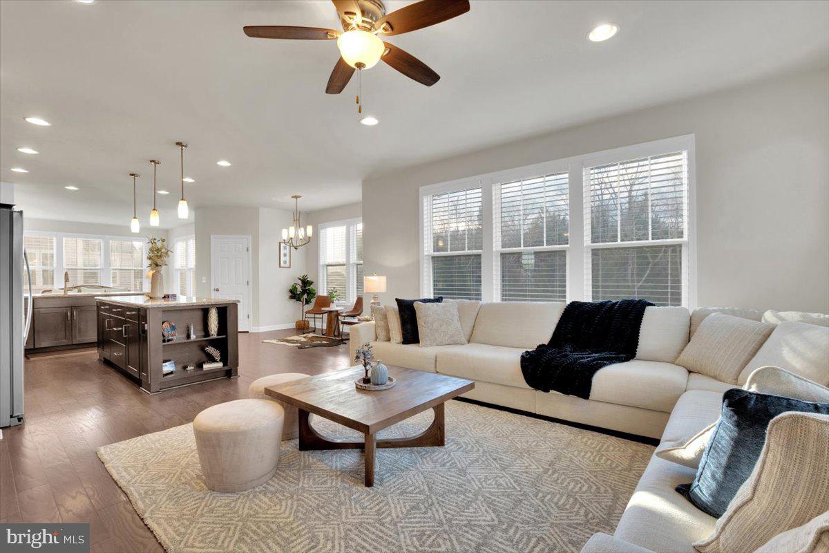 ROSEDALE - Residential