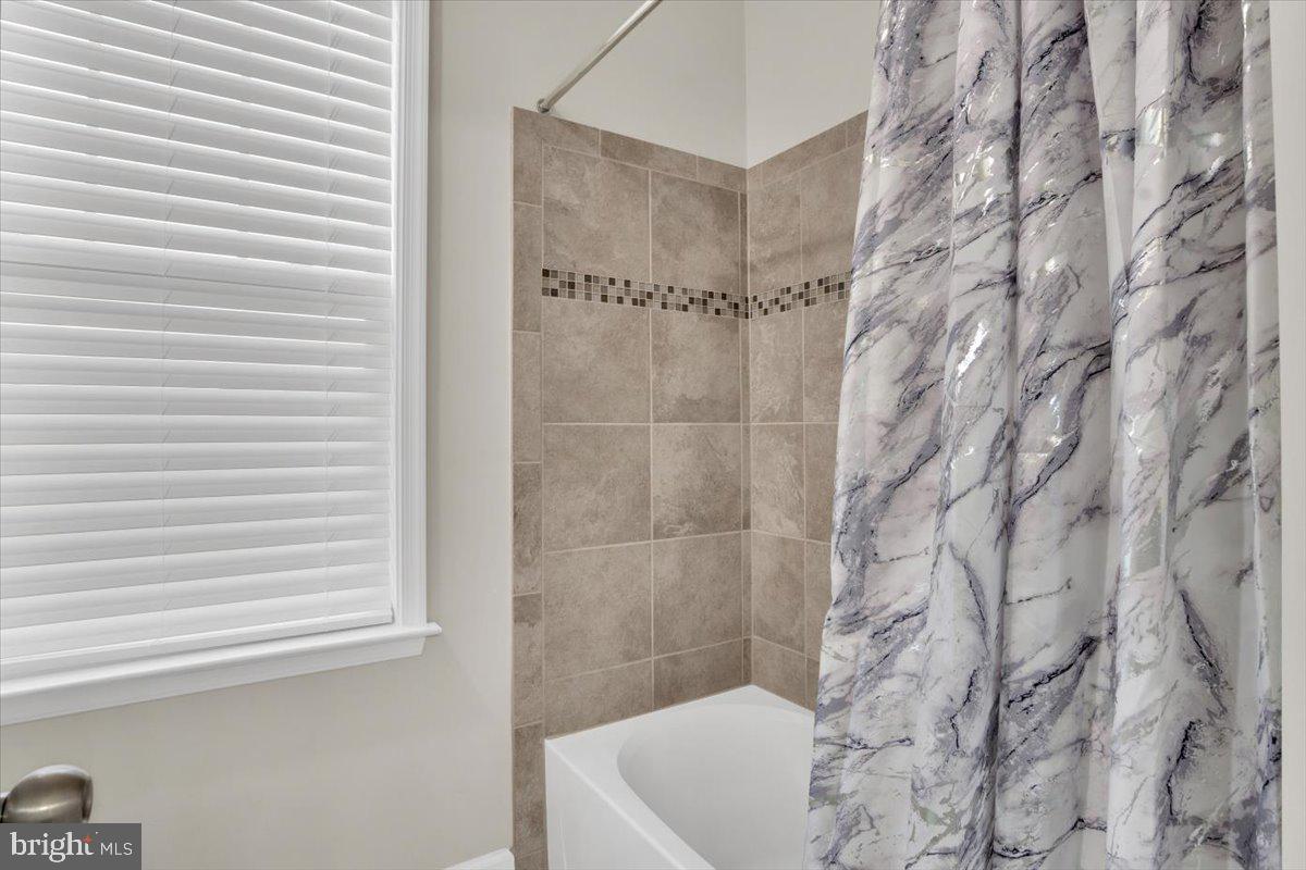 ROSEDALE - Residential