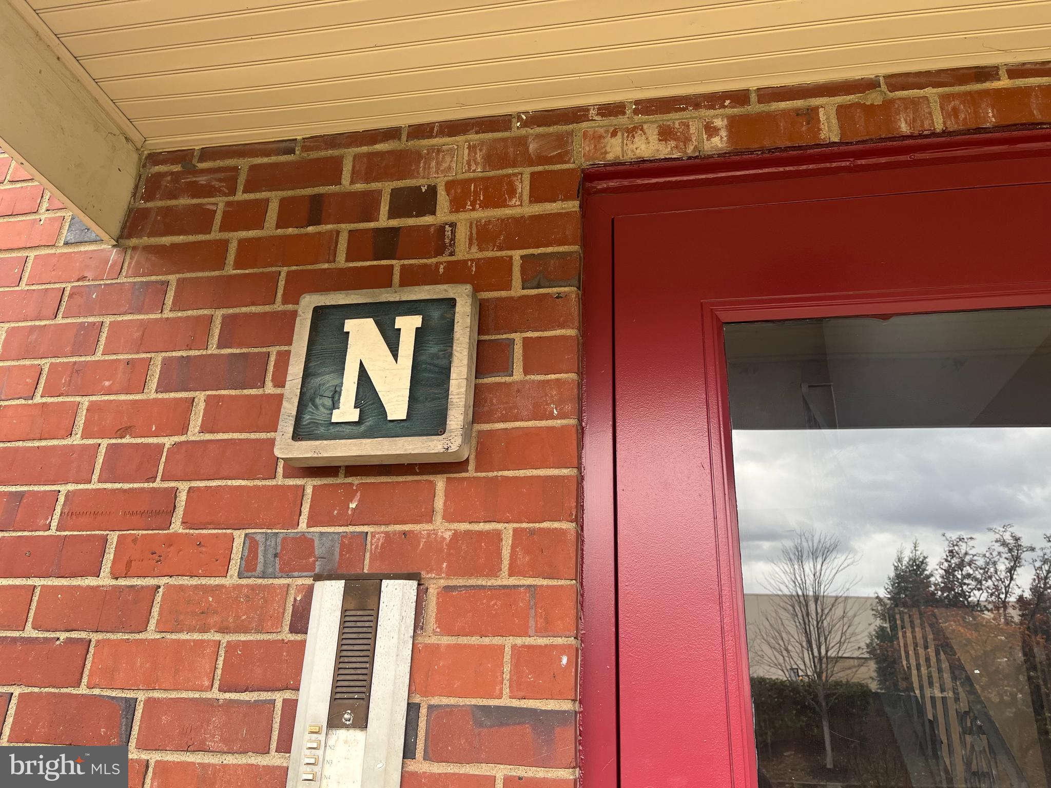 COURT OF HENDERSON - Residential Lease