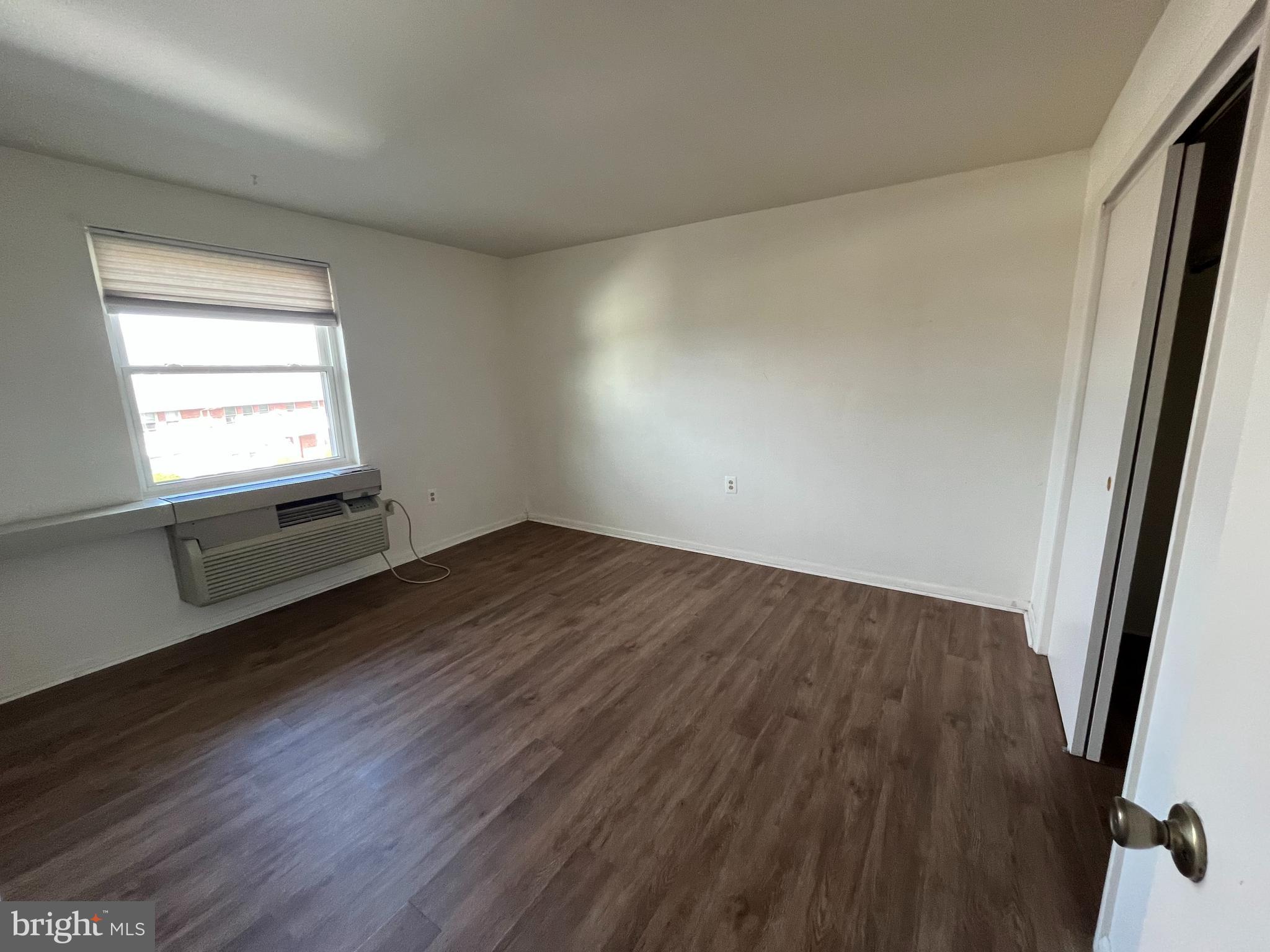 COURT OF HENDERSON - Residential Lease