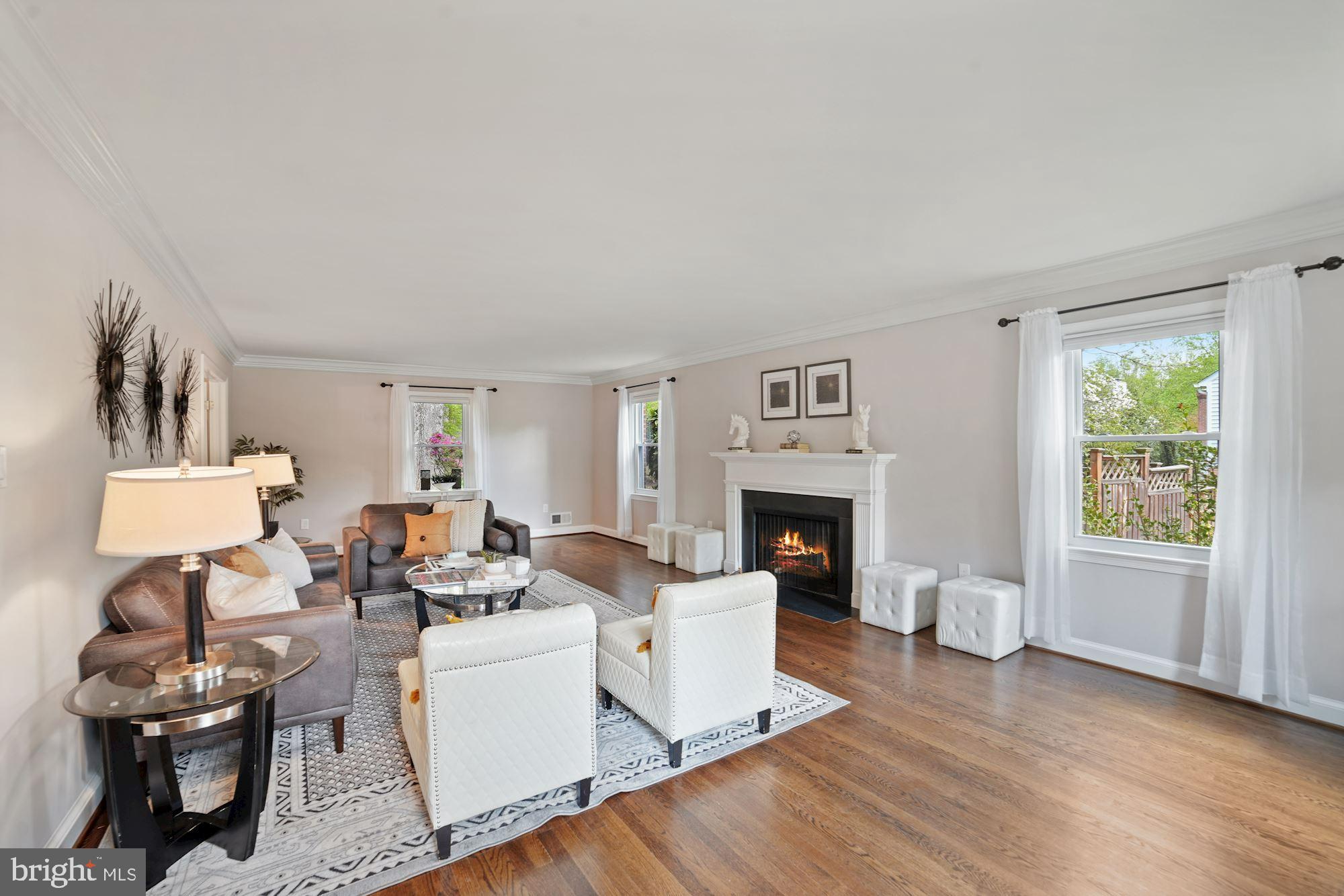 BRADLEY MANOR - Residential