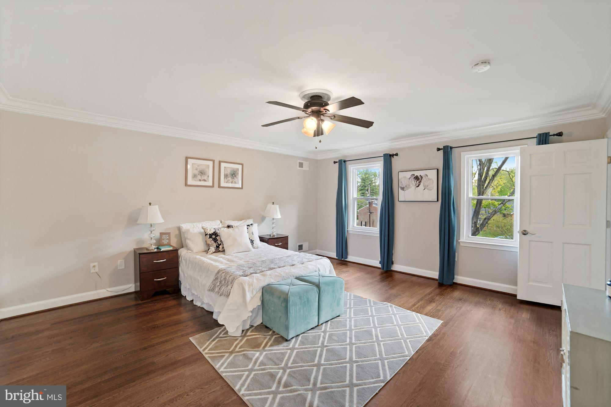 BRADLEY MANOR - Residential