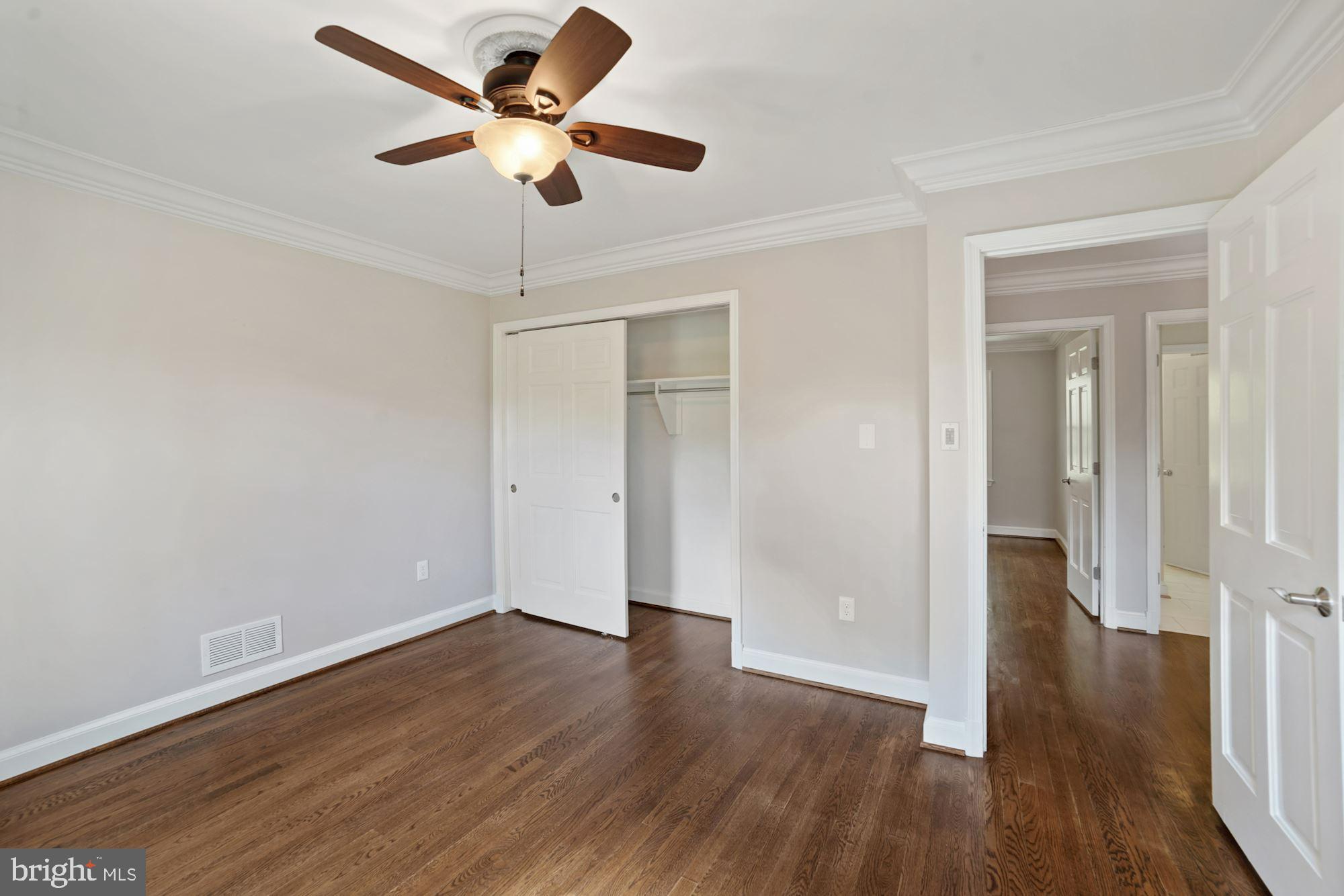 BRADLEY MANOR - Residential