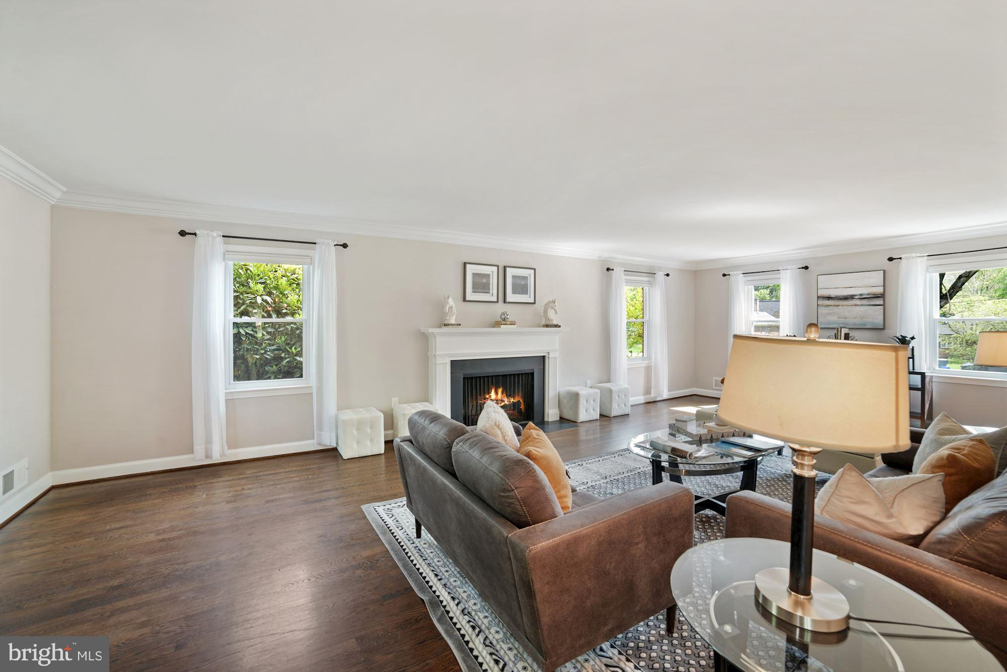 BRADLEY MANOR - Residential