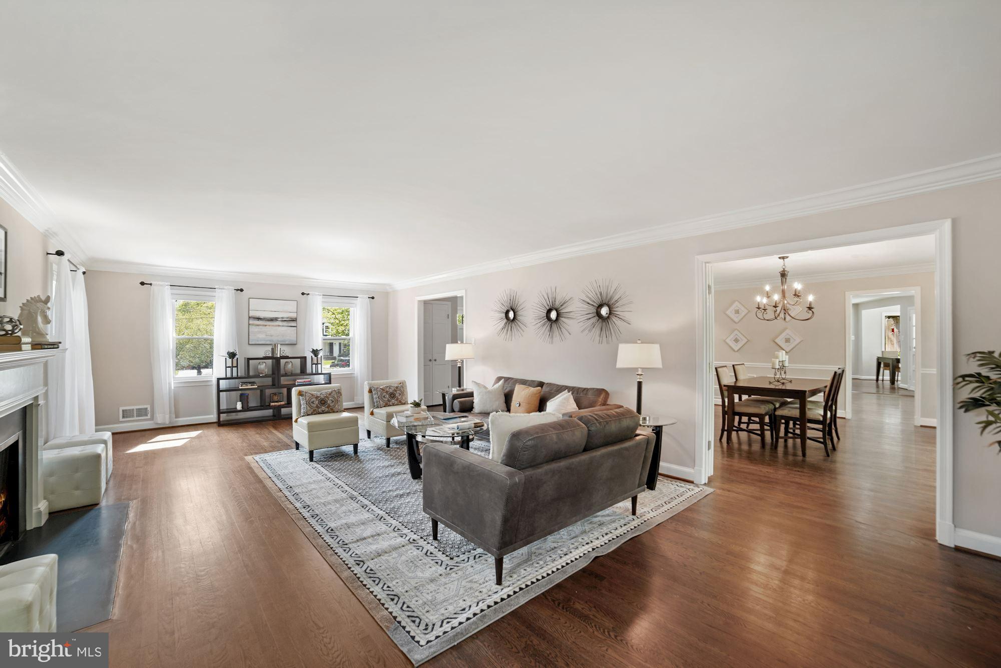 BRADLEY MANOR - Residential